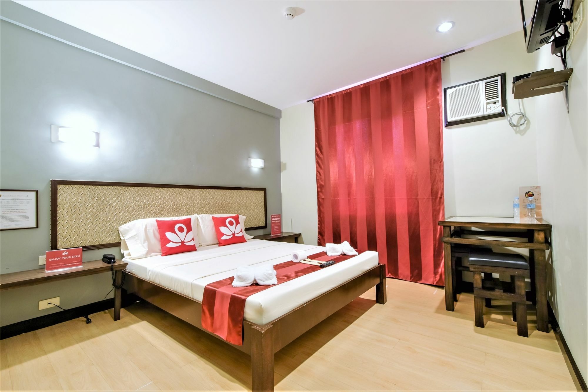 Zen Rooms Basic Aurora Пасай Екстер'єр фото